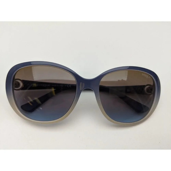 🕶️Made in Italy! Vogue VO2771 Gradient Sunglasses 58/17 135 /ALL110🕶️ - Picture 6 of 9